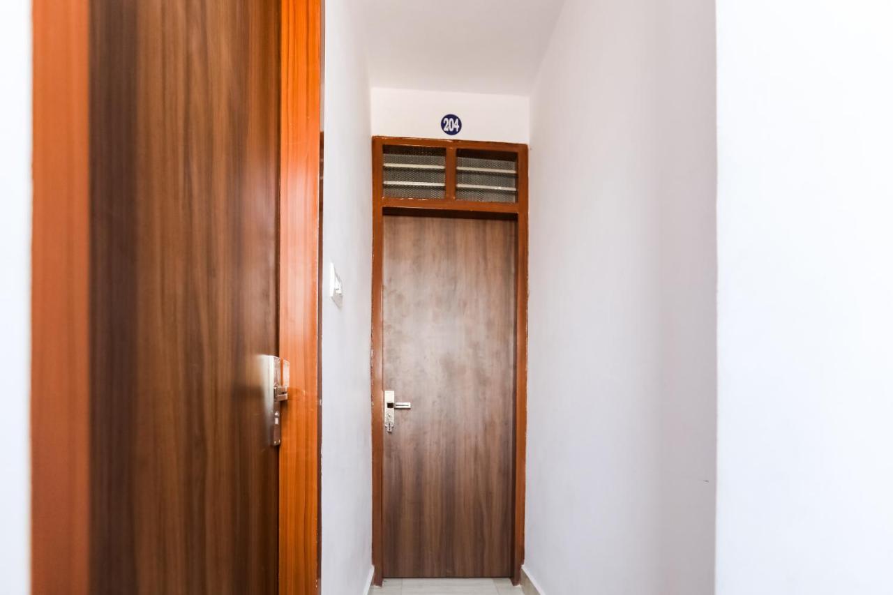 Oyo 69534 Hotel Nanda Tower Hanumāngarh Buitenkant foto